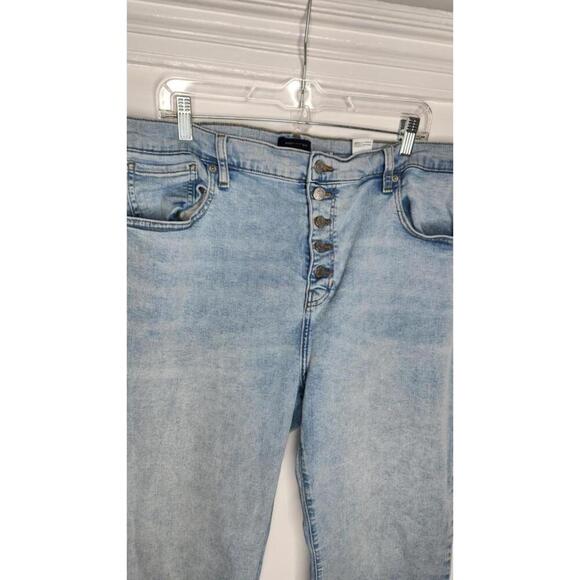 Banana Republic Jeans Womens 35/20 Cropped Bootcut Button Fly Distressed Raw Hem - Picture 2 of 6